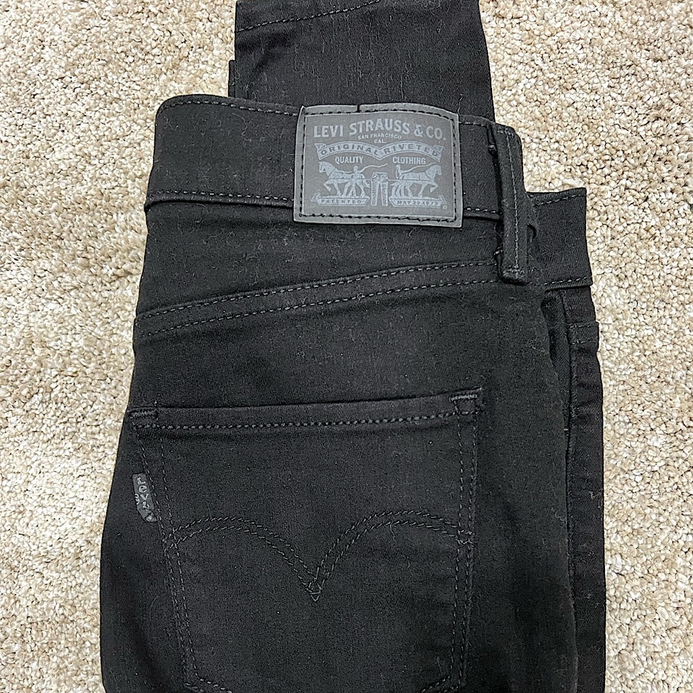Levi’s 721 High Rise Super Skinny Jeans